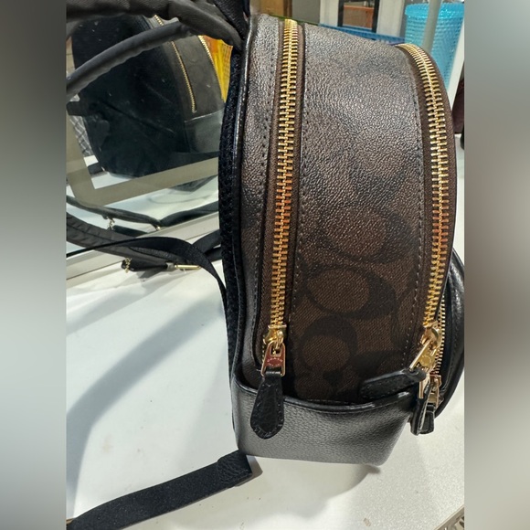 Coach Mini Court Backpack In Signature Canvas like new condition - Picture 4 of 9